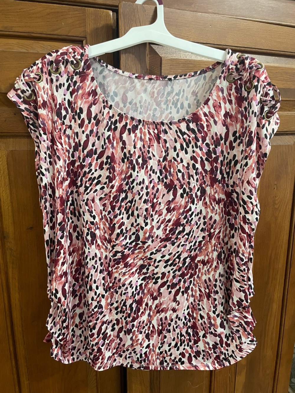 Women's Sleeveless Printed Blouse - Pink Multi like new no tags Sz. 2X